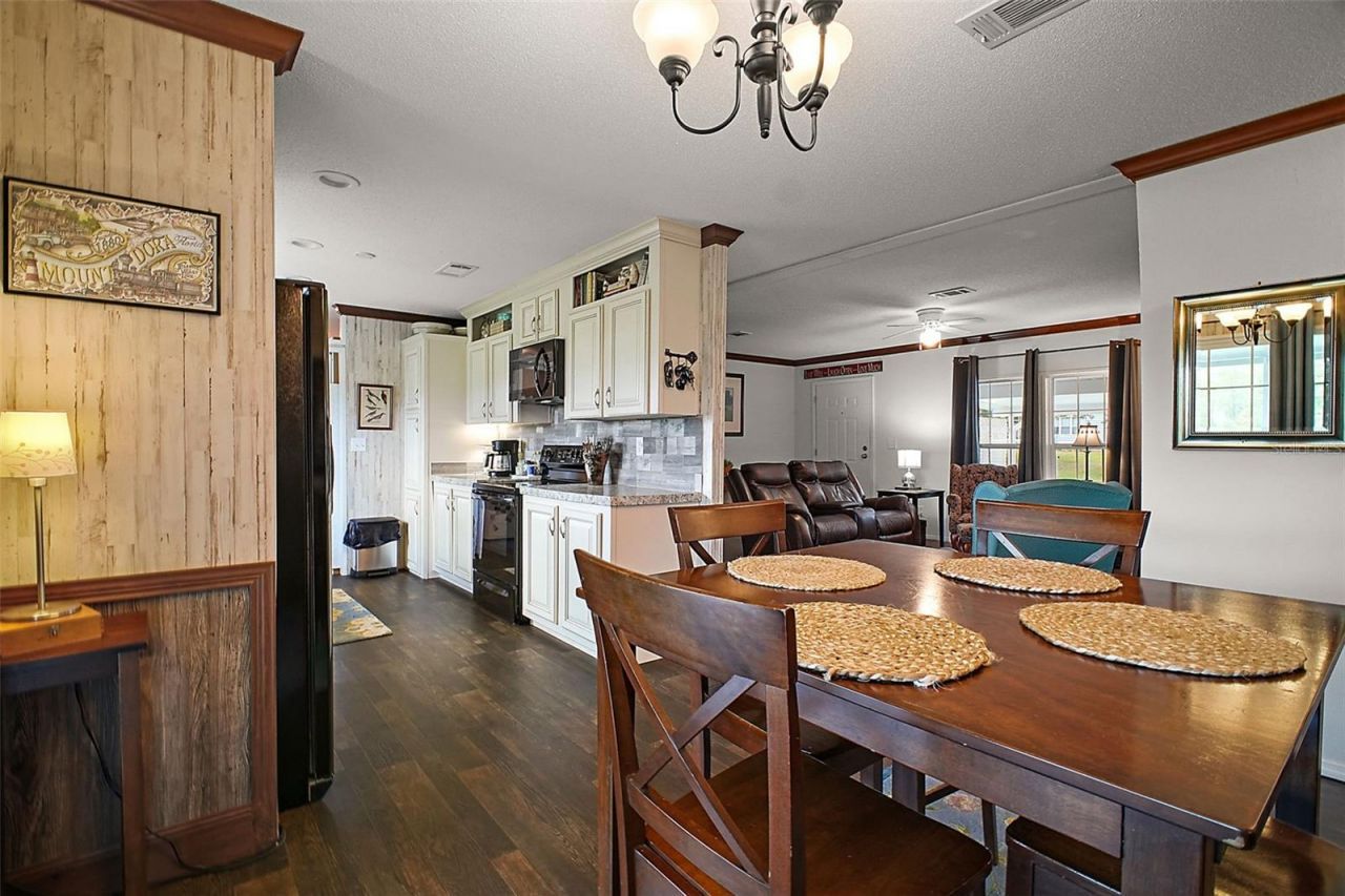 2551 Cayman Circle, Zellwood, FL 32798 Photo