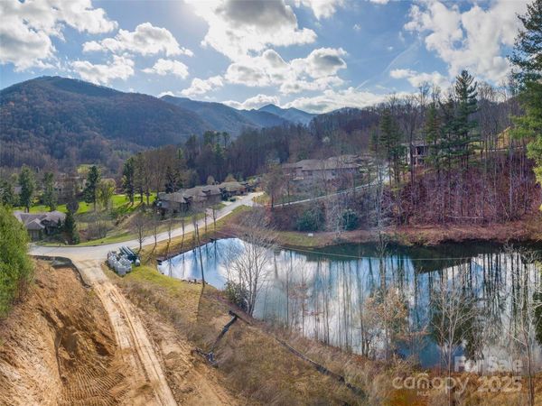 8 Freshwater Cove, Maggie Valley, NC 28751