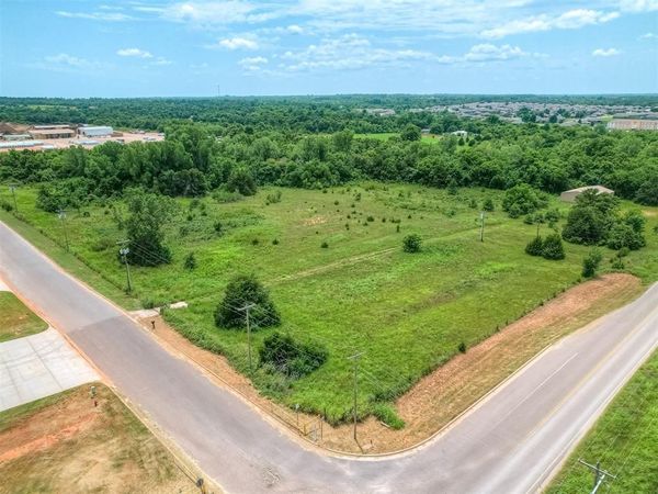 373 Howard Boulevard, Harrah, OK 73045