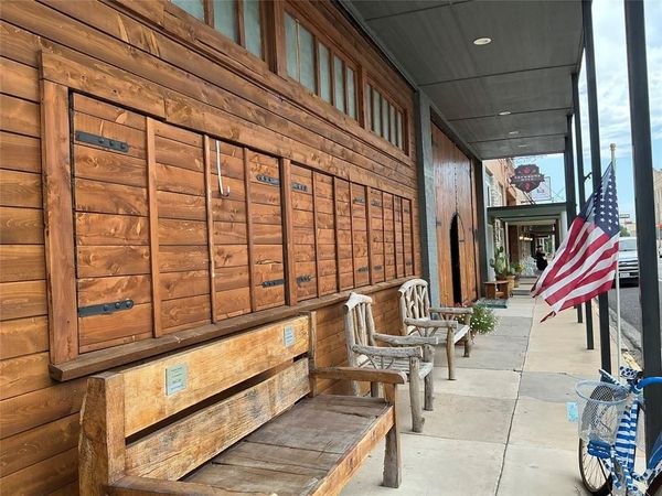 120/124 N Austin Street, Comanche, TX 76442