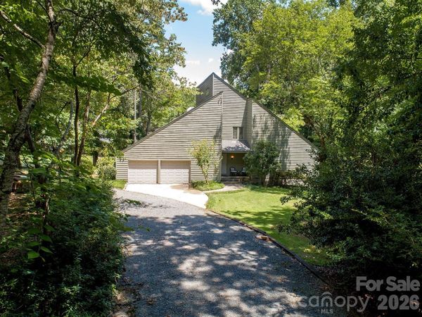 10401 Andiron Drive, Matthews, NC 28105