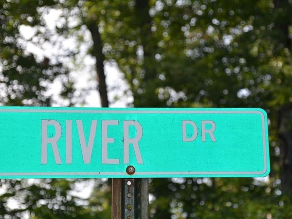 11071 River Drive, Crawford, TN 38554