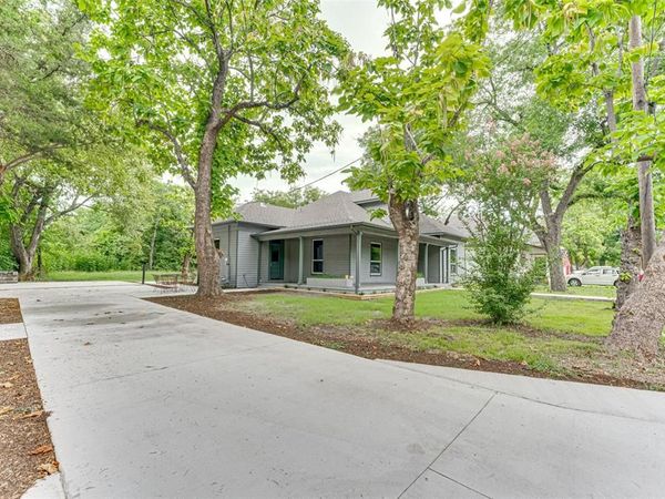 200 Olive Street, Lone Oak, TX 75453