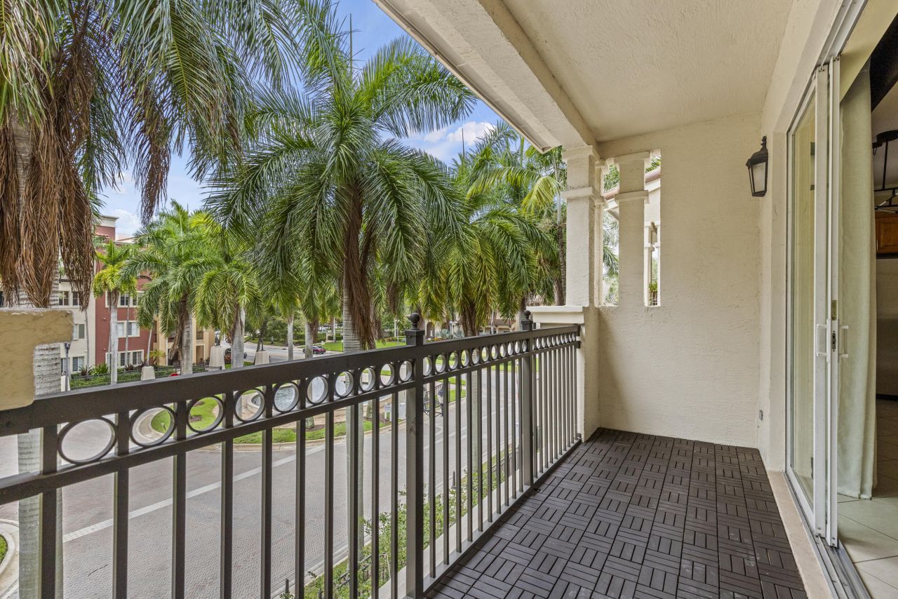 2900 NW 125th Avenue, Unit 3-305, Sunrise, FL 33323 Photo