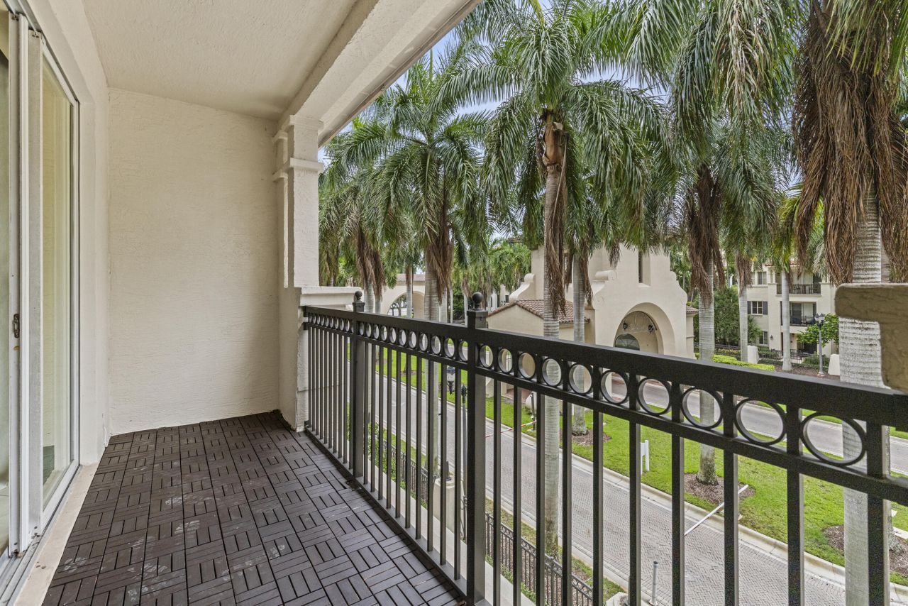 2900 NW 125th Avenue, Unit 3-305, Sunrise, FL 33323 Photo