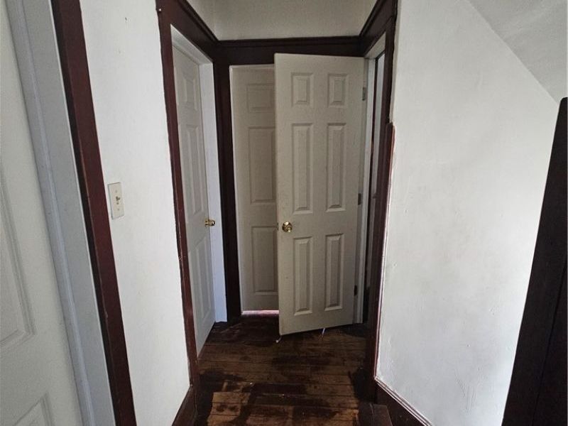 15301 Parkgrove Avenue, Cleveland, OH 44110 Photo 13
