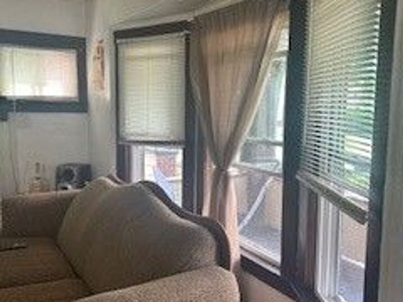 15301 Parkgrove Avenue, Cleveland, OH 44110 Photo 9