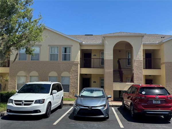 2802 CLUB CORTILE CIRCLE, Unit B, KISSIMMEE, FL 34746