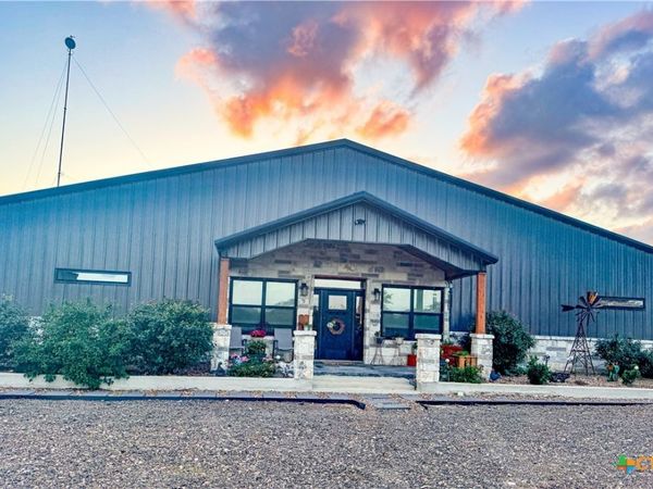 206 Deer Trail Lane, Goliad, TX 77963