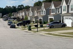 679 Poplar Grove Lane photo 4