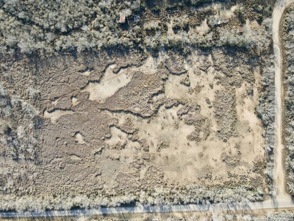 #4427 Avenue M, Christine, TX 78012