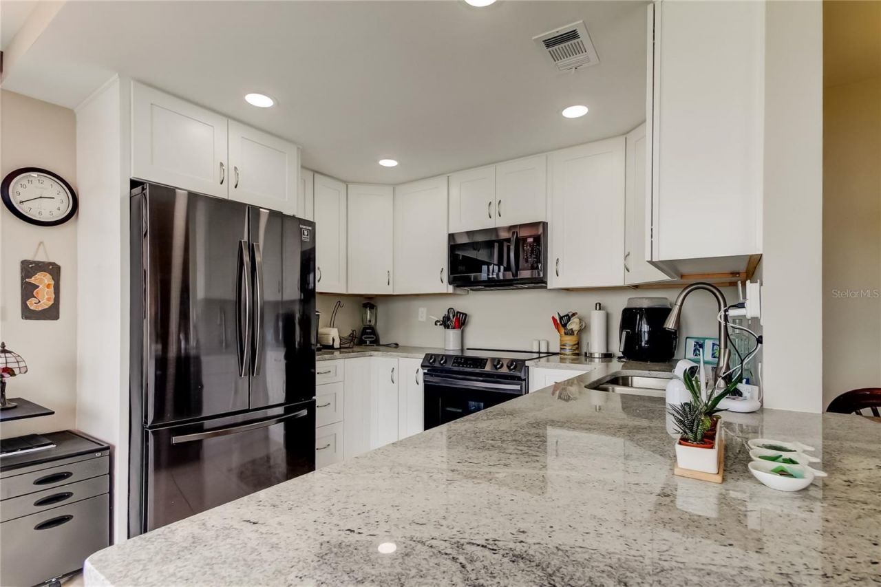 6357 Bahia Del Mar Boulevard, Unit 506, Saint Petersburg, FL 33715 Photo