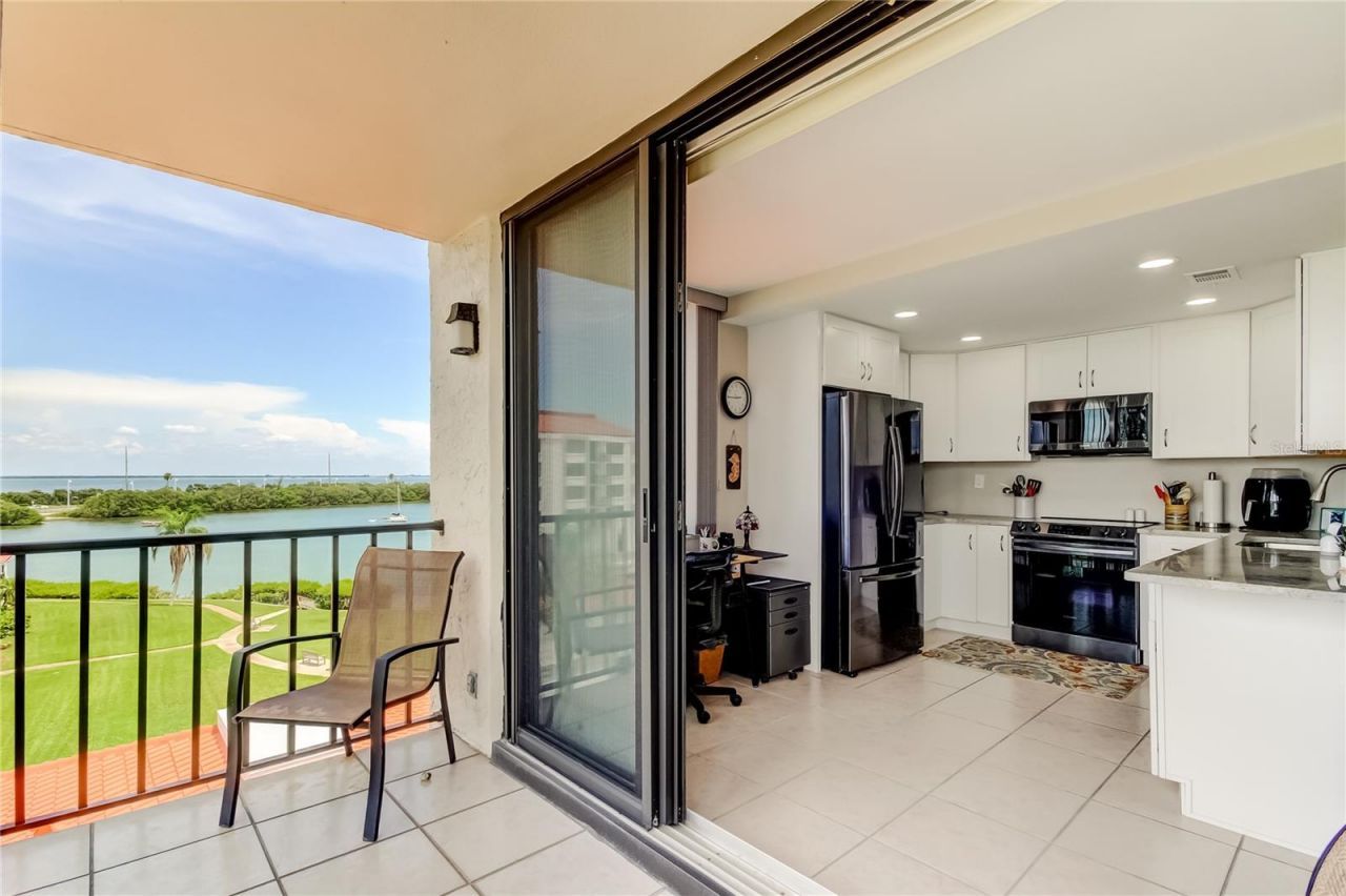 6357 Bahia Del Mar Boulevard, Unit 506, Saint Petersburg, FL 33715 Photo
