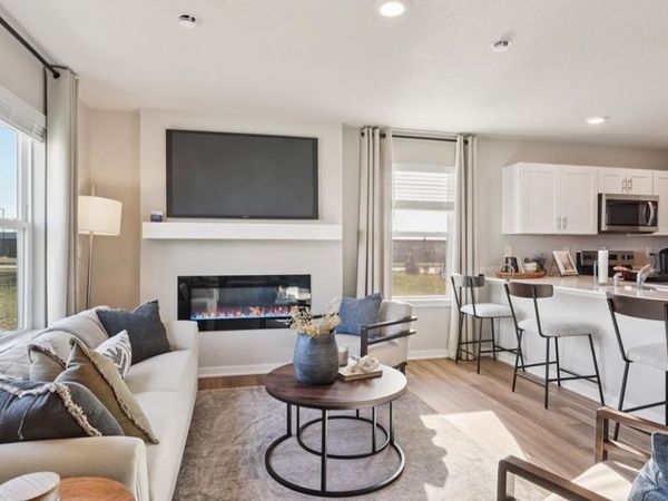 15361 Coyote Drive, Urbandale, IA 50111