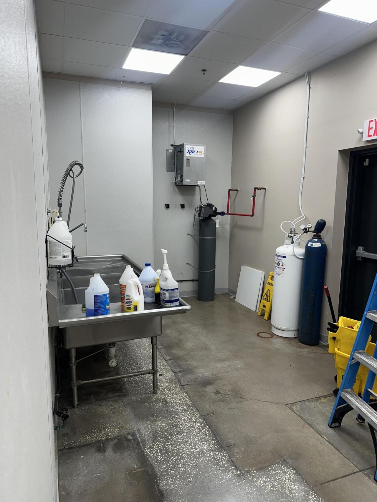 8636 Dorchester Road Photo 12