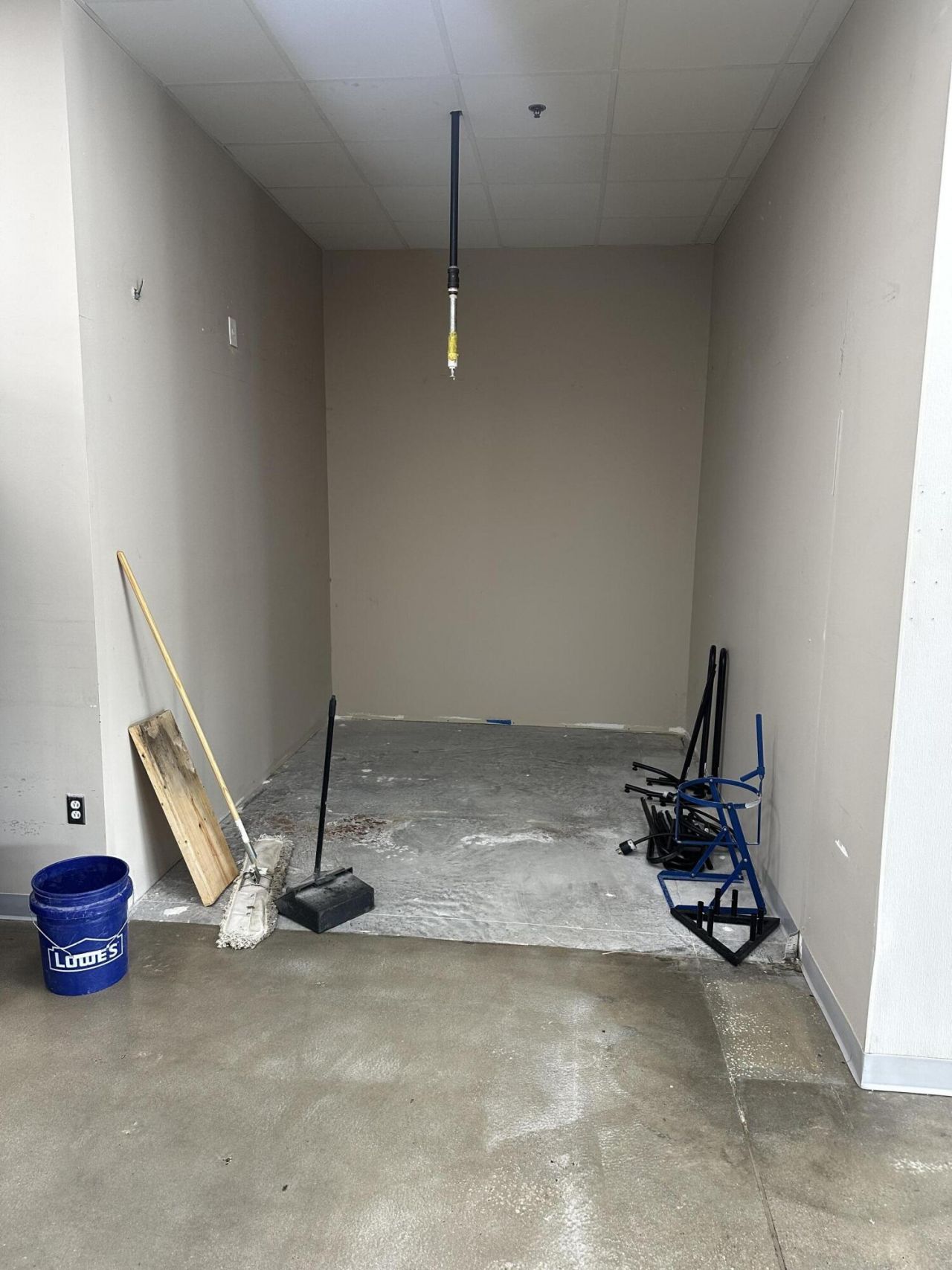 8636 Dorchester Road Photo 13