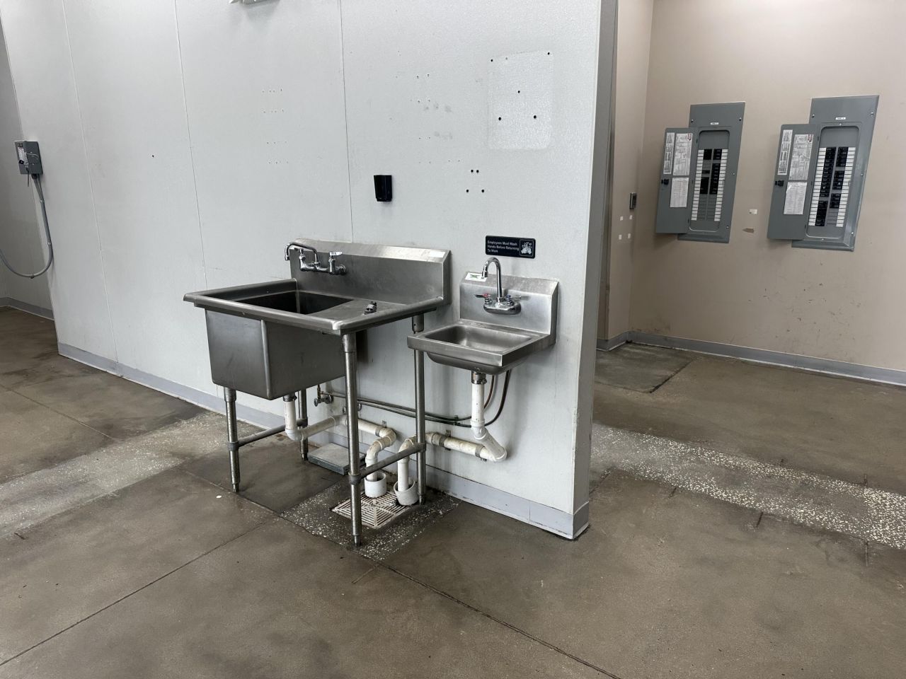 8636 Dorchester Road Photo 14