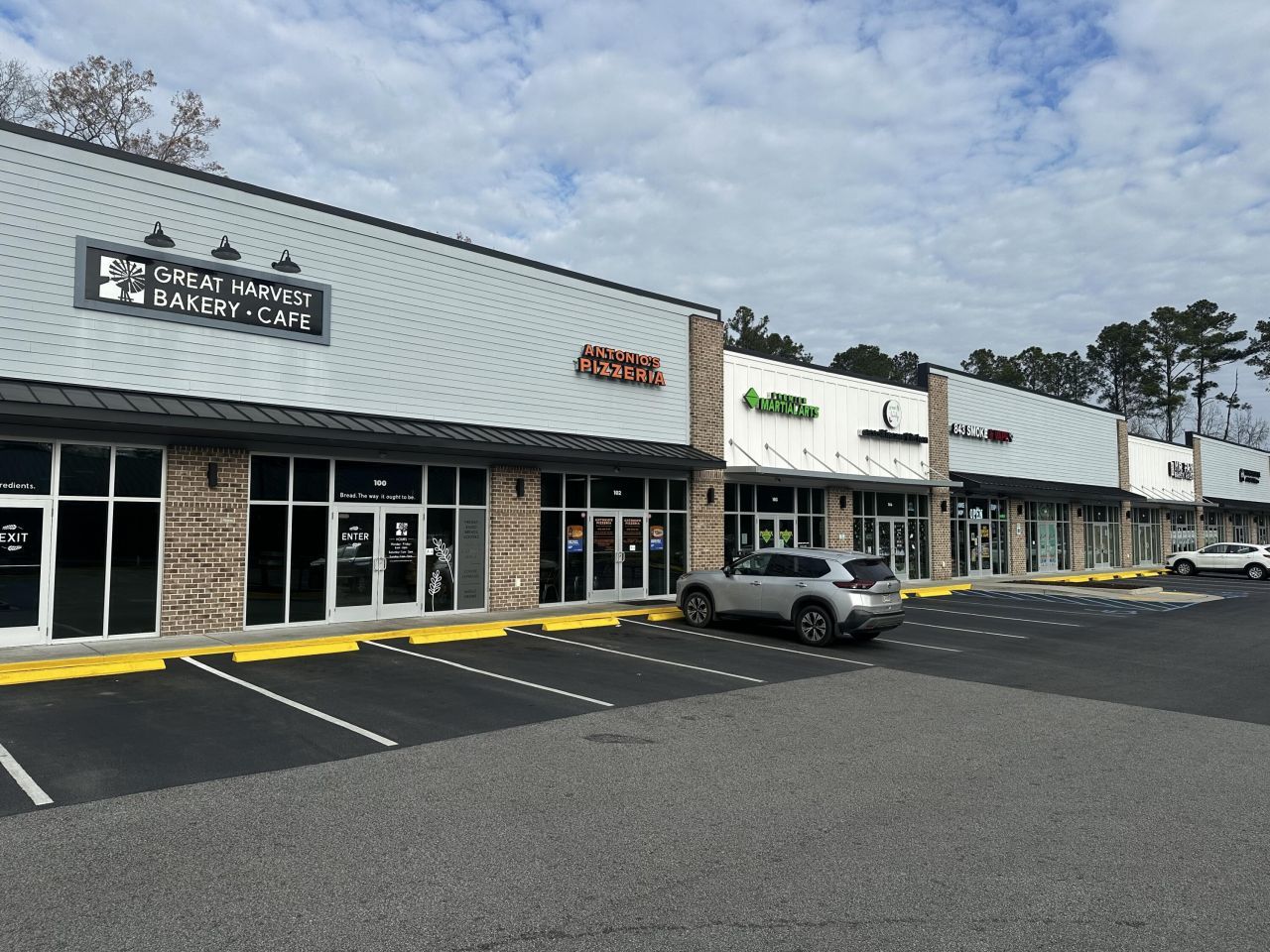 8636 Dorchester Road Photo 4