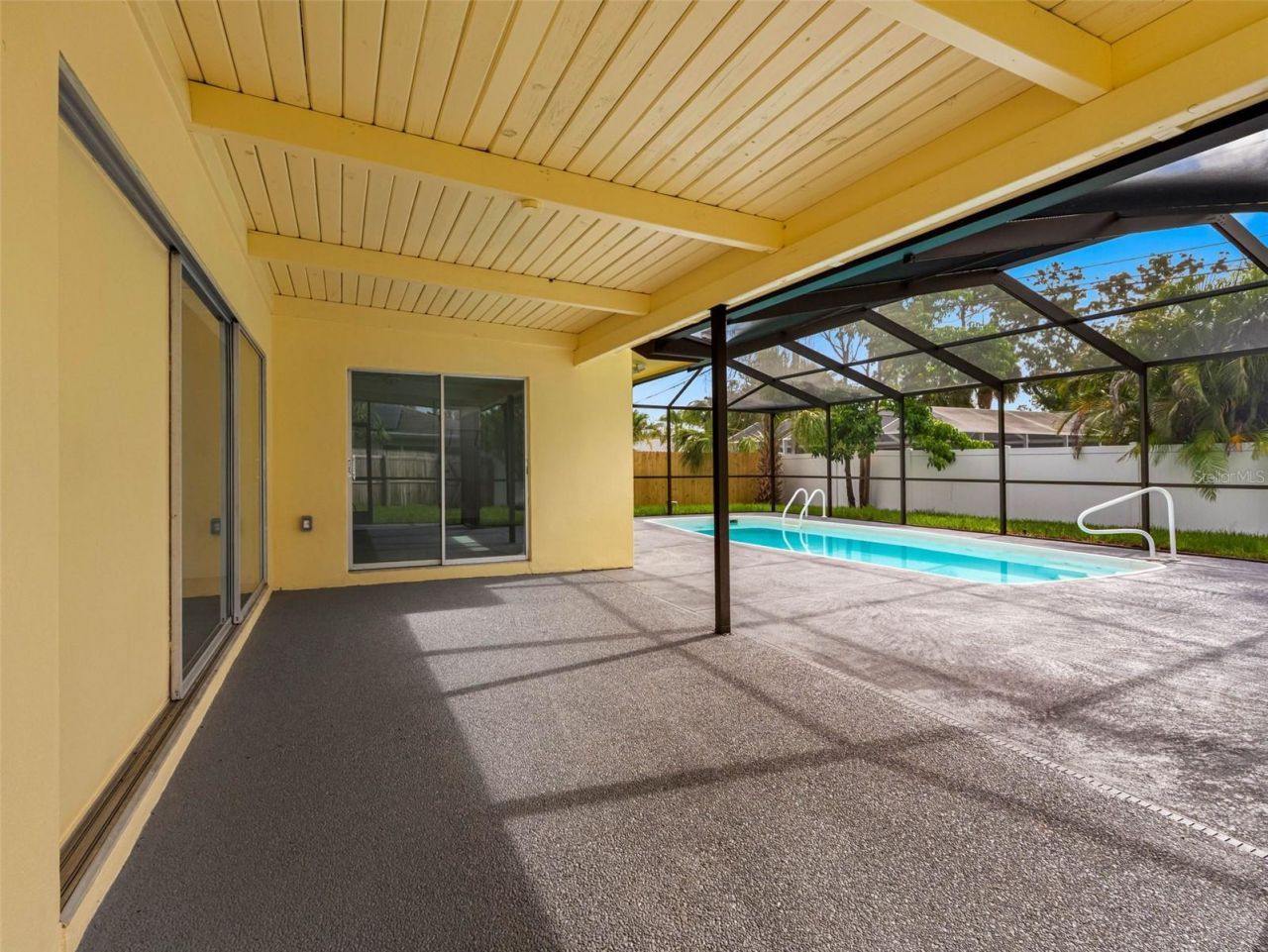 5207 Denver Street Ne, Saint Petersburg, FL 33703 Photo