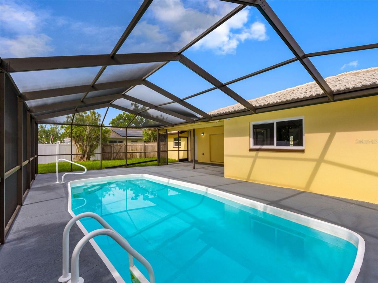 5207 Denver Street Ne, Saint Petersburg, FL 33703 Photo