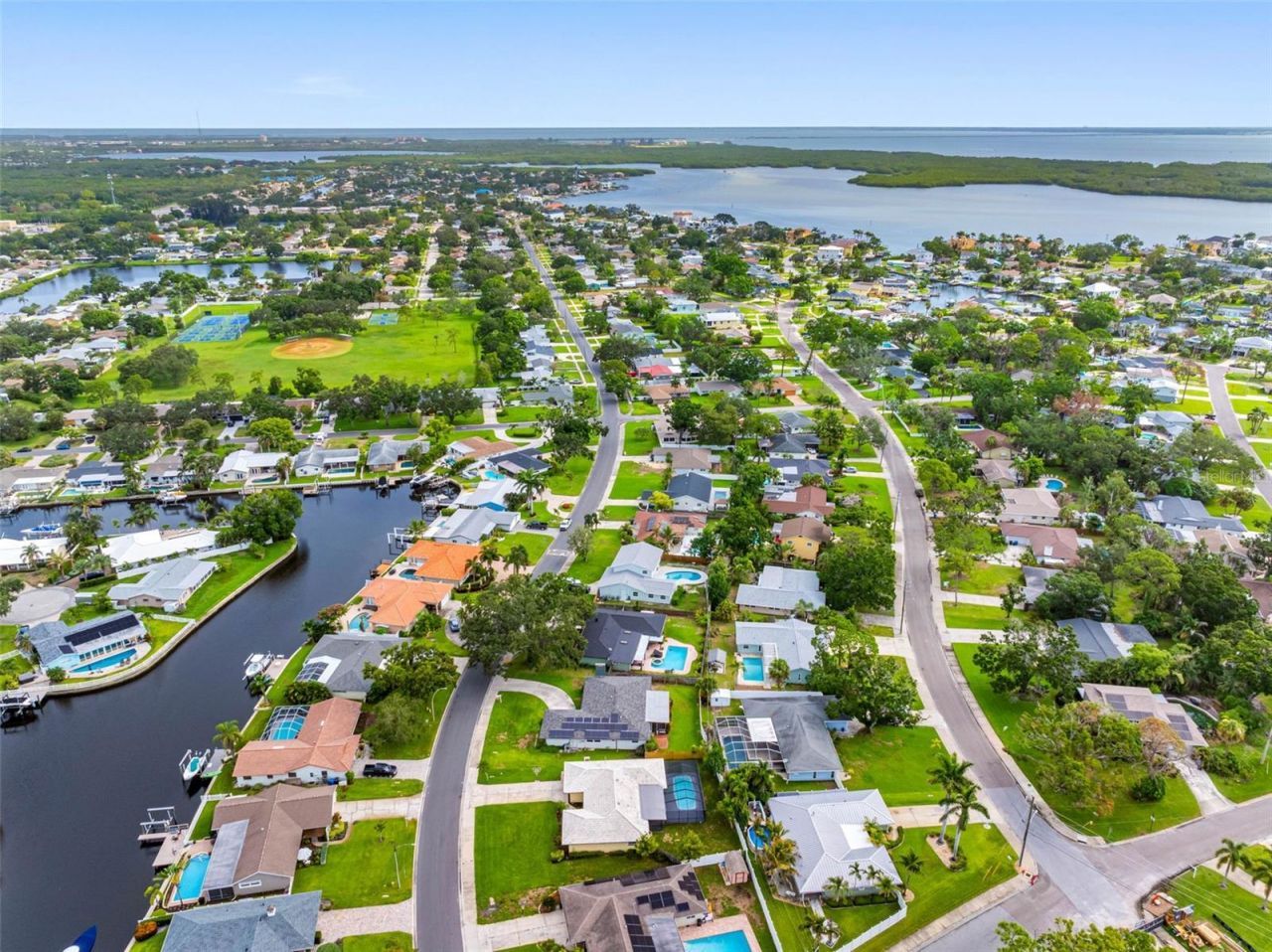 5207 Denver Street Ne, Saint Petersburg, FL 33703 Photo