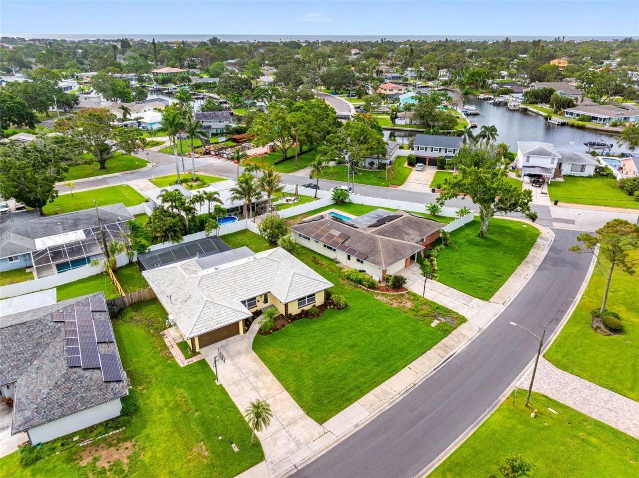 5207 Denver Street Ne, Saint Petersburg, FL 33703 Photo