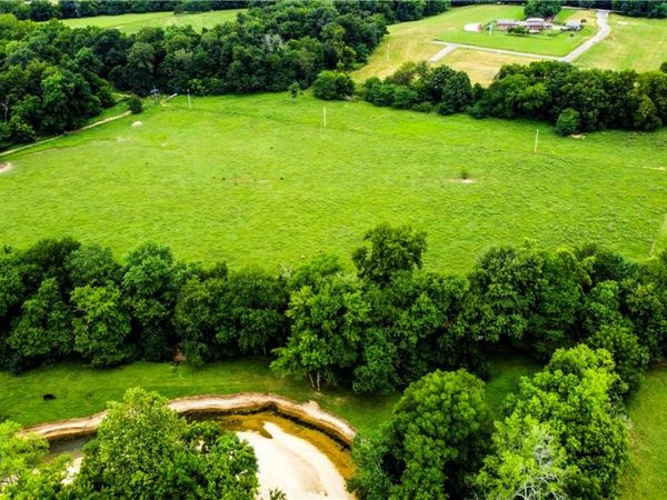 519 Reed Valley Road, Fayetteville, AR 72704