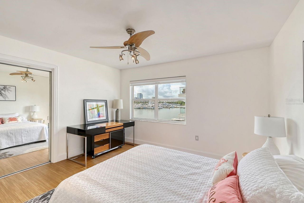 660 Golden Gate Point, Unit 32, Sarasota, FL 34236 Photo