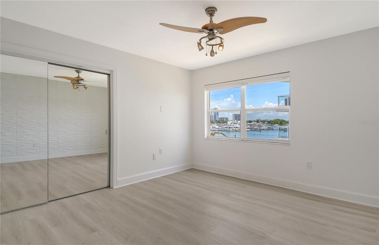 660 Golden Gate Point, Unit 32, Sarasota, FL 34236 Photo