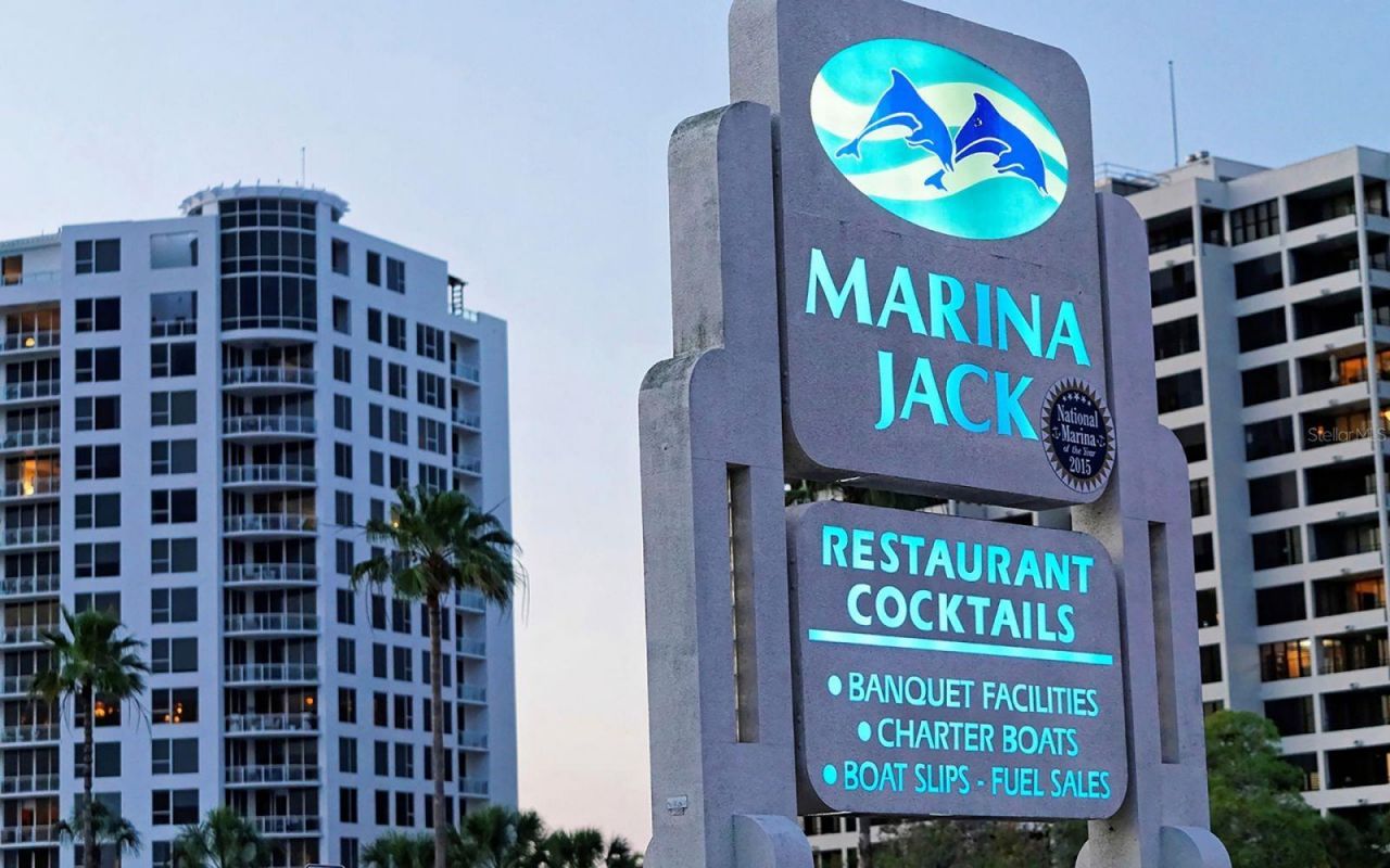 660 Golden Gate Point, Unit 32, Sarasota, FL 34236 Photo