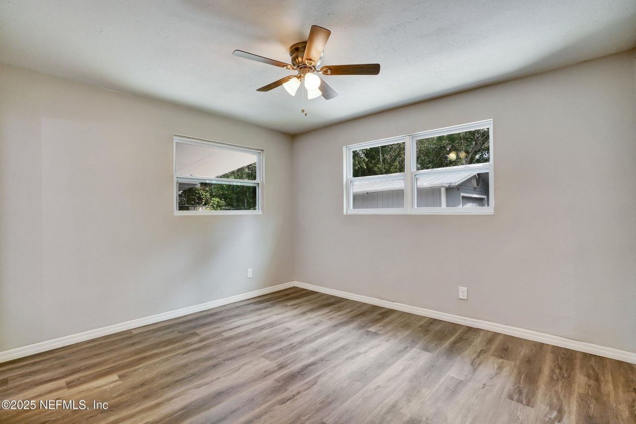8023 Chateau Drive S, Jacksonville, FL 32221 Photo