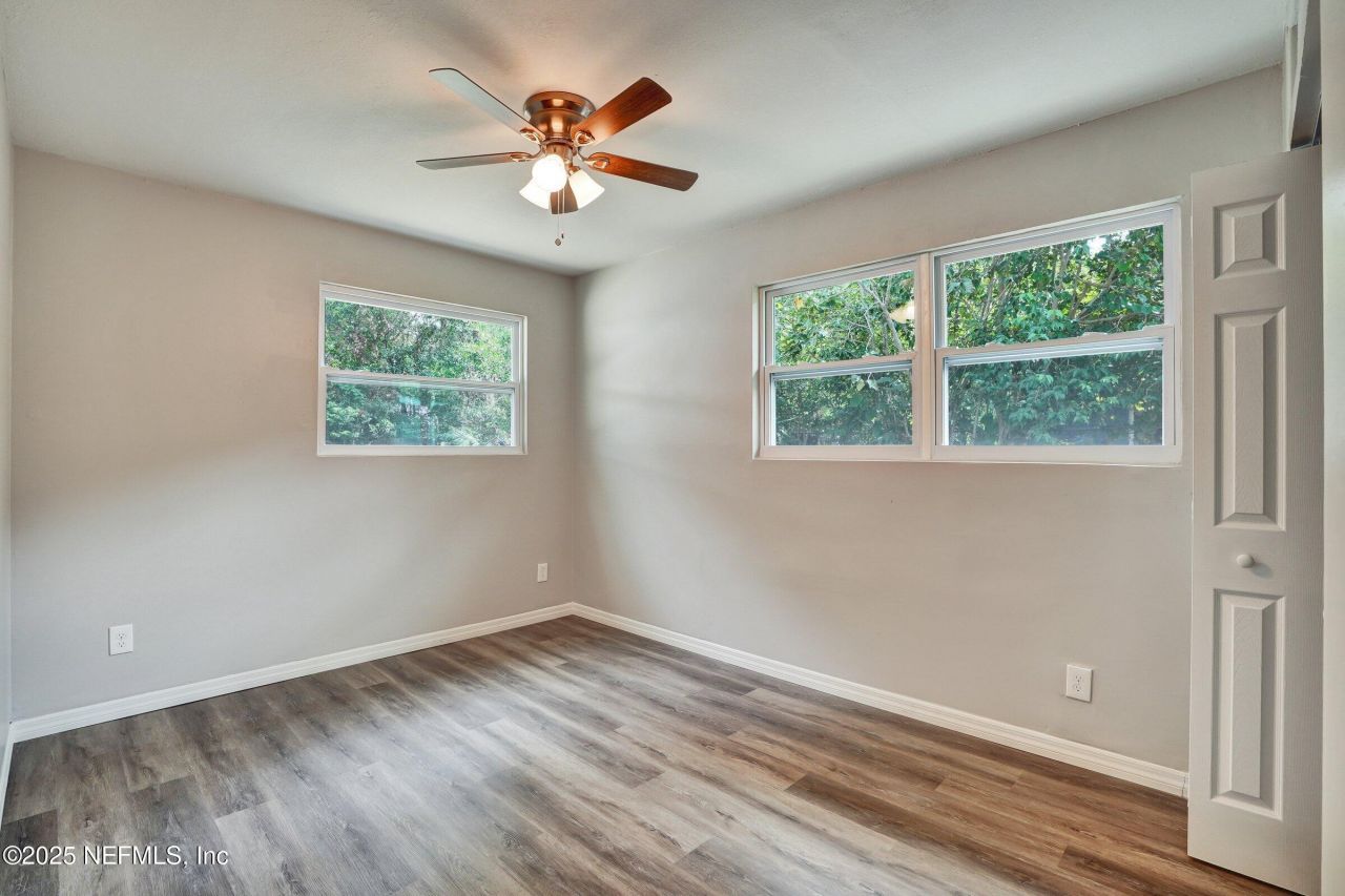 8023 Chateau Drive S, Jacksonville, FL 32221 Photo