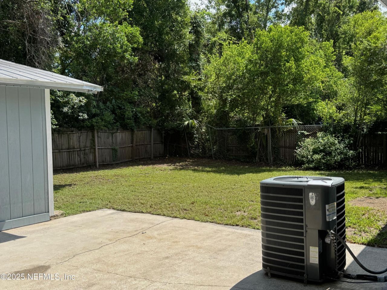 8023 Chateau Drive S, Jacksonville, FL 32221 Photo