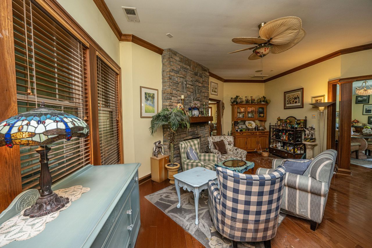 1342 1st Bend Road Photo 16