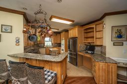 1342 1st Bend Road photo 4