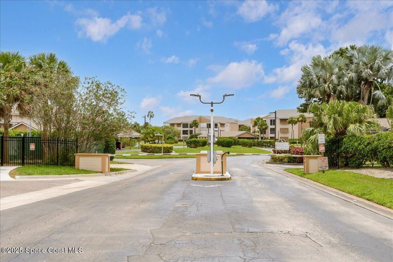 6165 S Mirror Lake Drive, Unit 103, Sebastian, FL 32958 Photo