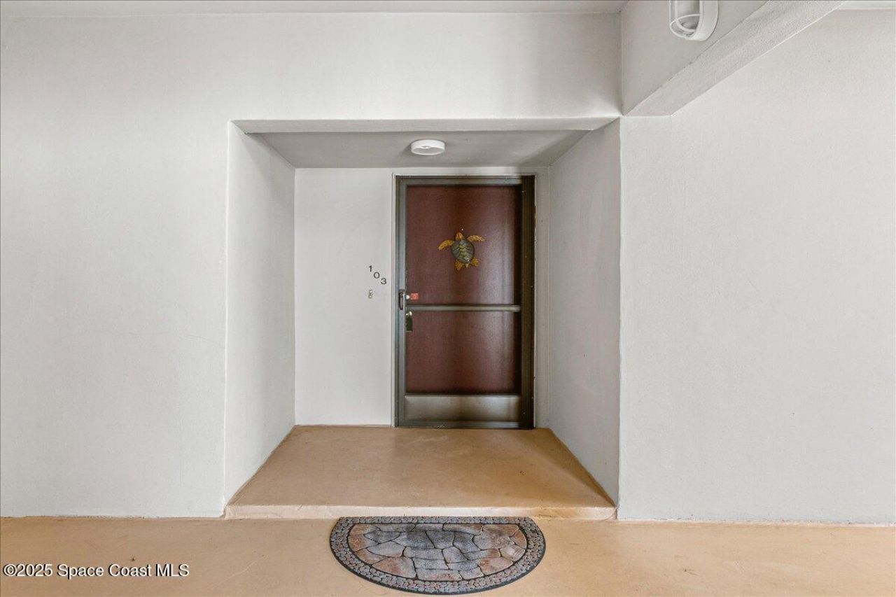 6165 S Mirror Lake Drive, Unit 103, Sebastian, FL 32958 Photo