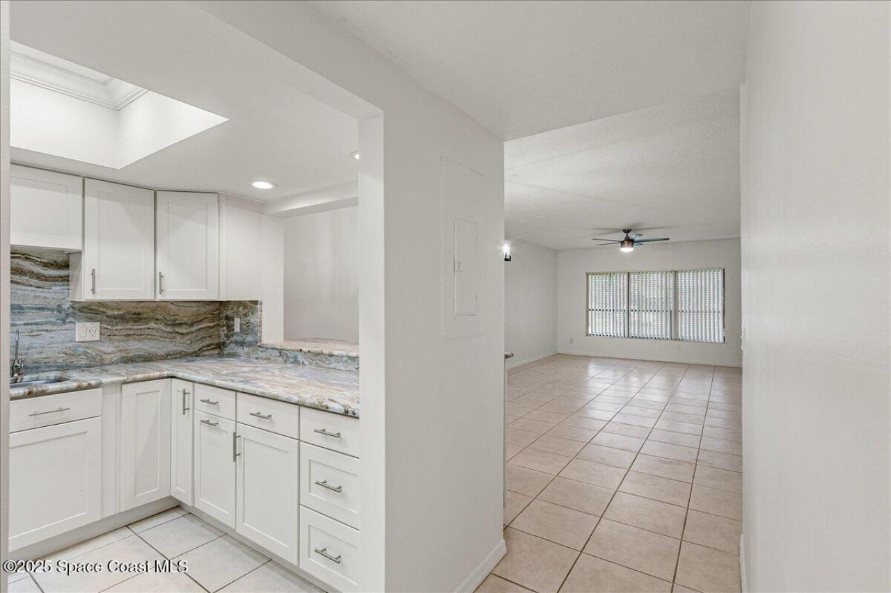 6165 S Mirror Lake Drive, Unit 103, Sebastian, FL 32958 Photo