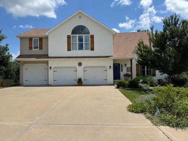 7127 SW Karen Road, Trimble, MO 64492