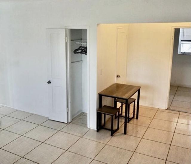630 84th Street, Unit 28, Miami Beach, FL 33141 Photo