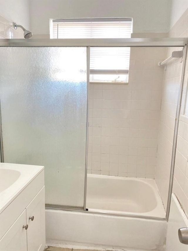 630 84th Street, Unit 28, Miami Beach, FL 33141 Photo