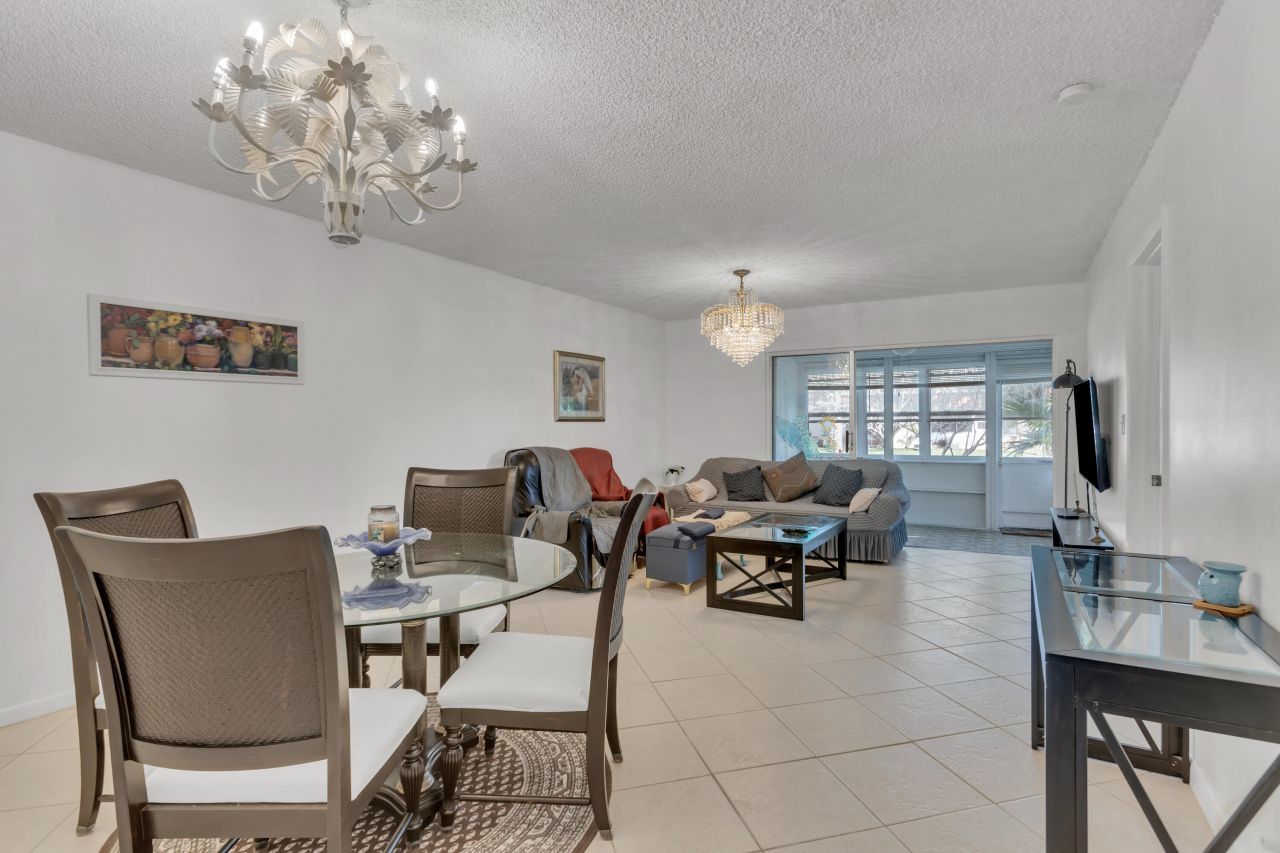 857 Worcester B Lane, Unit B, Lake Worth, FL 33467 Photo