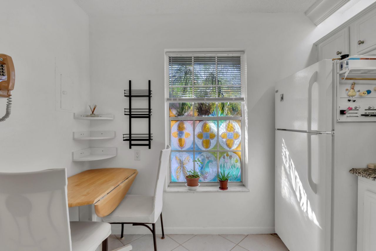 857 Worcester B Lane, Unit B, Lake Worth, FL 33467 Photo