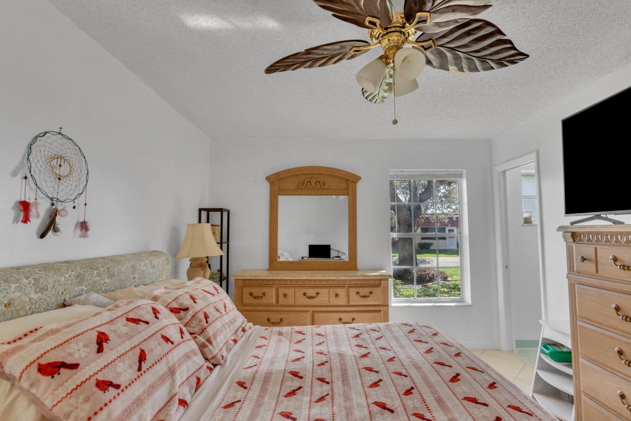 857 Worcester B Lane, Unit B, Lake Worth, FL 33467 Photo