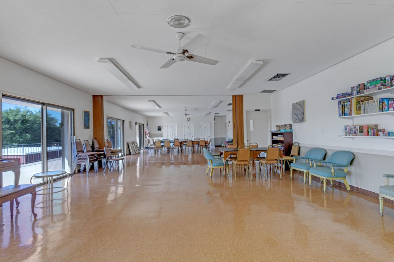 857 Worcester B Lane, Unit B, Lake Worth, FL 33467 Photo