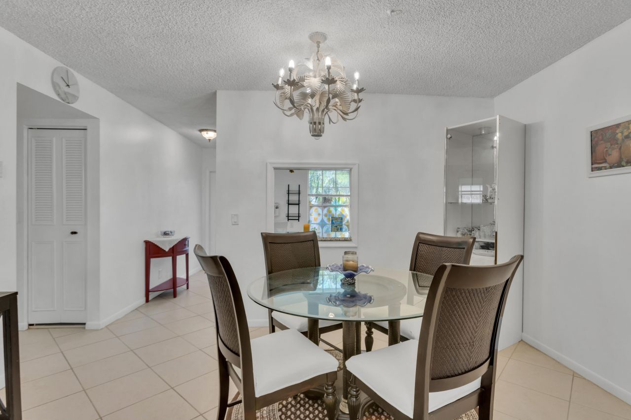 857 Worcester B Lane, Unit B, Lake Worth, FL 33467 Photo
