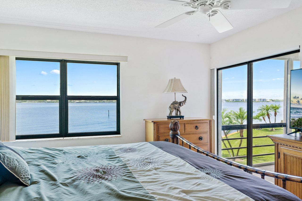 1950 SW Palm City Road, Unit 1202, Stuart, FL 34994 Photo