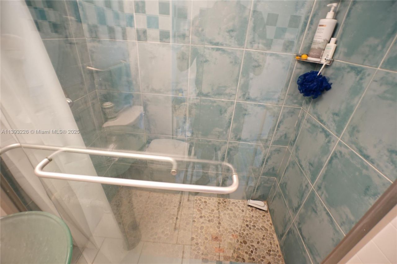 3801 Indian Creek Dr, Unit 201, Miami Beach, FL 33140 Photo