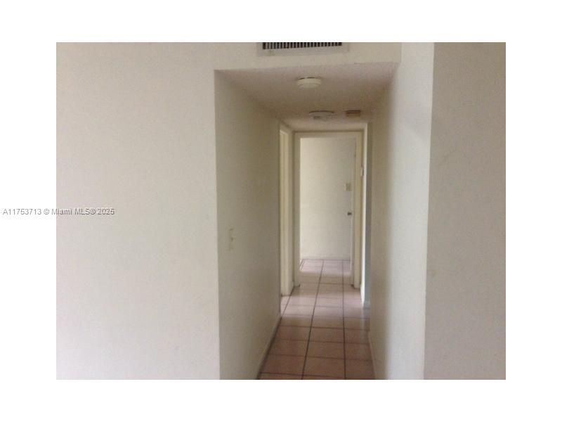 3610 NW 21st St, Unit 407, Lauderdale Lakes, FL 33311 Photo