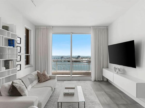 888 Brickell Key Dr, Unit 2606, Miami, FL 33131